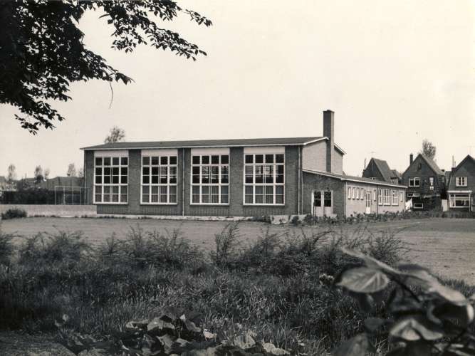 Gymzaal aan het Harmonielaanje
Keywords: bwijk sloop