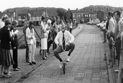 Volksfeesten
Volksfeesten
Keywords: waz Volksfeesten schuten herman lien