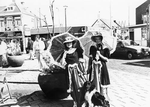 Volksfeest in Wijk aan Zee
Henny Hoogendijk en Leontien van Amersfoort
Keywords: waz