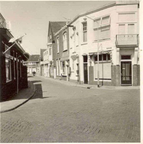 Torenstraat
Bakker Smithuis
Keywords: Bwijk Torenstraat