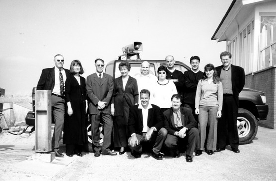 personen uit dorp
foto van het bestuur. vlnr. R. Lokhorst (penningmeester) M.M. Bakker (sec), F. Rentenaar (voorz), \r\nA. Fennema (bestuurslid), C. Comis, R. Fase, S. Greve, R. Schellevis, J. Magedelijns, A. Schellevis,\r\nJ. Sinnige, E. von Hertzberg  1 april 2000     eigen foto
Keywords: waz personen fennema comis fase lokhordt bakker renetnaar greve schellevis magedelijns von hertzberg