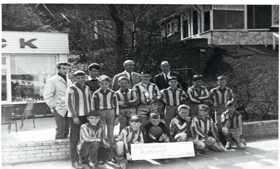Heilighartschool Wijk aan Zee
H. Hartschool voetbalclub kampioen Paastoernooi 1965
Keywords: waz heilighartschool wijk aan zee