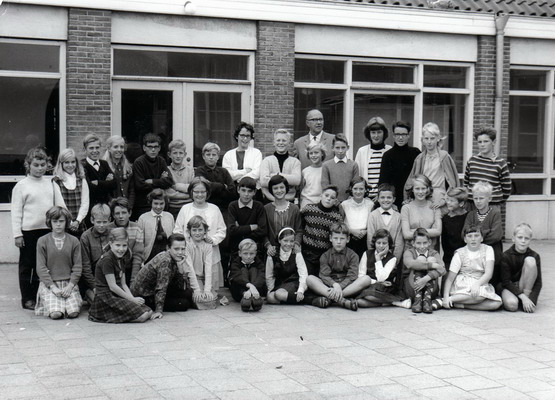 Heilighartschool Wijk aan Zee
H. Hartschool  anno 1966
Keywords: waz heilighartschool wijk aan zee