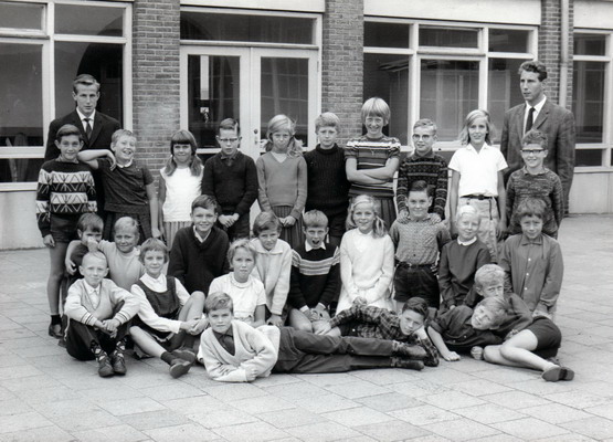 Heilighartschool Wijk aan Zee
H. Hartschool anno 1966
Keywords: waz heilighartschool wijk aan zee