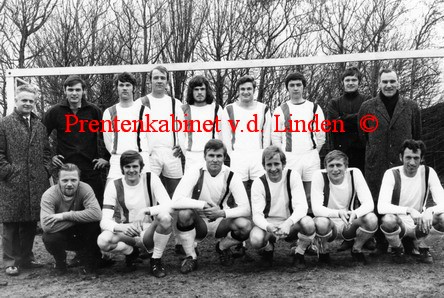voetbal beverwijk
Kinheim eerste elftal na fusie anno 1970
Keywords: bwijk kinheim voetbal