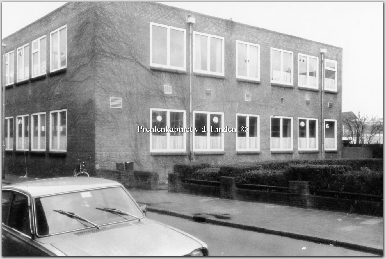 Koningstraat
Koningstraat 90 gesloopt mrt.1980
Keywords: bwijk koningstraat