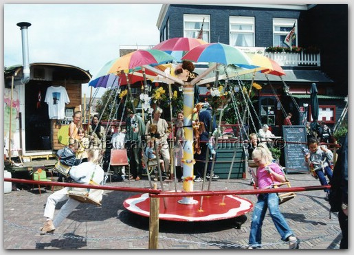 Personen
Kunstmarkt 26 Juni 2000
Keywords: waz kunstmarkt