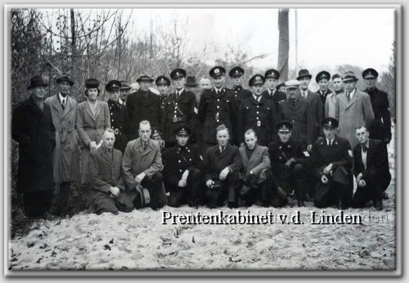 Politie Beverwijk 
Politie Beverwijk anno 1947
Keywords: bew politie