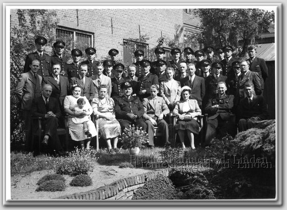 Politie Beverwijk 
Politie Beverwijk mei 1948
Keywords: bew politie