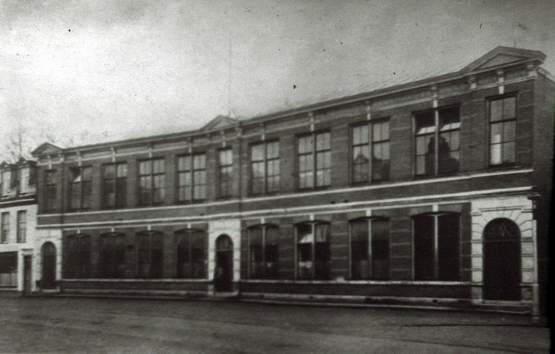 School aan de Breestraat
Keywords: bwijk school