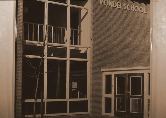 Vondelschool
Keywords: bwijk school