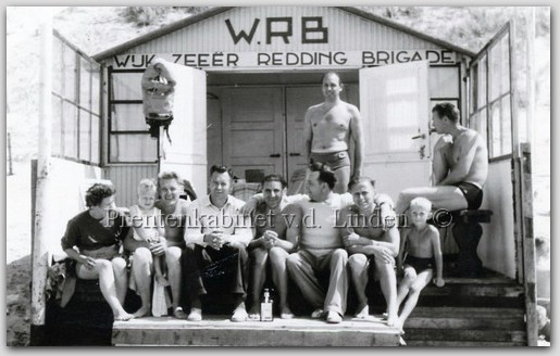 WRB
Bemanning van strandpost Lennie Prummel, Eefje Prummel, Jaap Prummel, Klaas Oosterveen,
Rikus vd Wel, Joop Schellevis, Henk Oosterveen.
Keywords: waz wrb