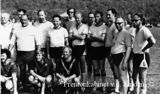 voetbal wijk aan zee
Anno 27 Augustus 1972
Keywords: waz voetbal wijk aan zee