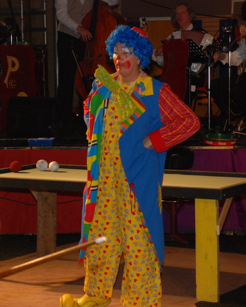 Personen uit dorp
Nieuwjaarsfeest in de Moriaan. 2009
Anneke als clown

foto JL
Keywords: waz Nieuwjaarsfeest in de Moriaan. 2009