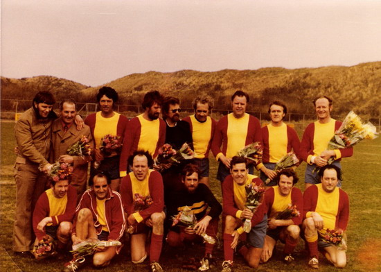 Voetbalverening Wijk aan Zee
Elftalfoto veteranen
Keywords: waz voetbal