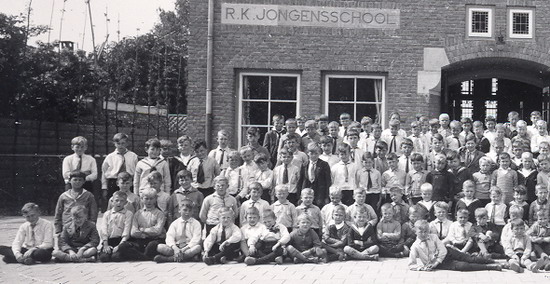 Galgenweg Heilig Hartschool voor jongens
Keywords: Galgenweg Heilig Hartschool bwijk