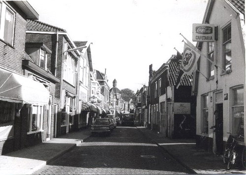 bwijk Kloosterstraat
Kloosterstraat in 1970 gezien vanaf Baanstraat.
Keywords: kloosterstraat baanstraat