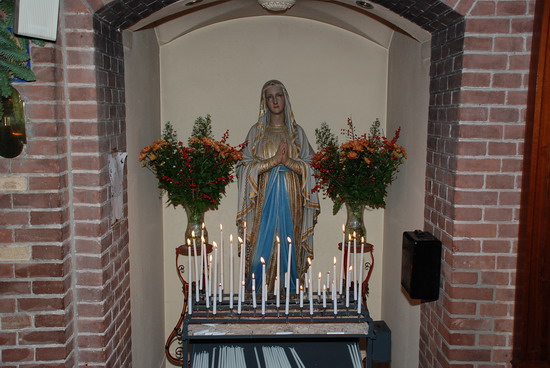 Sint Odulfskerk
Maria in kaars licht met de Kerstdagen
foto:JL
Keywords: waz Sint Odulfskerk