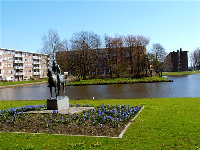 Oosterwijk
Oosterwijkvijver tussen Beneluxlaan Italielaan en Laan der Nederlanden.
Keywords: oosterwijk bwijk