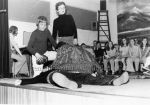 Filename=H__Hartschool_Musical_Vissers_-_Stropers_anno_1974_0987.jpg
Filesize=56KiB
Dimensions=499x351
Date added=Nov 12, 2012 H__Hartschool_Musical_Vissers_-_Stropers_anno_1974_0987.jpg