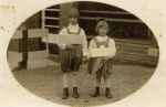 Filename=fam_schellevis_henk_en_jopie_web.jpg
Filesize=60KiB
Dimensions=555x360
Date added=Dec 07, 2015 fam_schellevis_henk_en_jopie_web.jpg