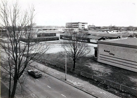 Berlingh Collage
Scholen aan de van Riemsdijklaan 
Keywords: bwijk scholen