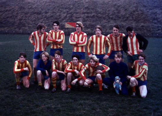 Voetbal Wijk aan Zee
Keywords: waz Voetbal