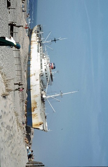 Stranding van de Wan Chun
De boot hoog op het strand.
Keywords: Wan Chun waz strand